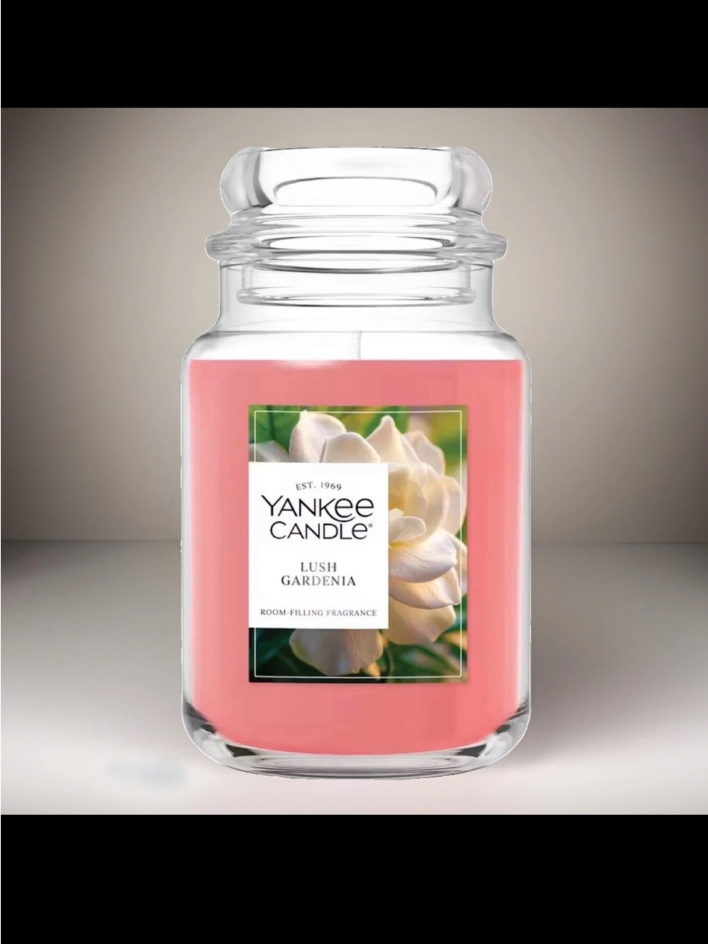 Yankee Candle Large Jar Candle- Lush Gardenia (22 oz)